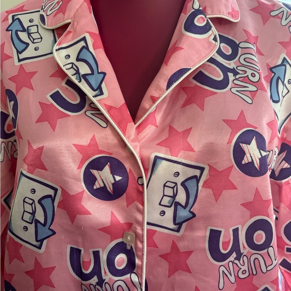 Q&A pink mutli color graphic satin pajama set vintage Y2K size small - Picture 8 of 11